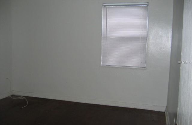 205 KINGSTON STREET S Gallery 3