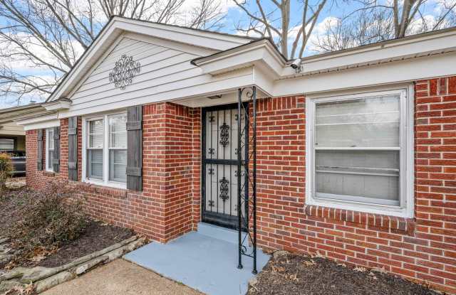 1453 COLONIAL Rd Gallery 3