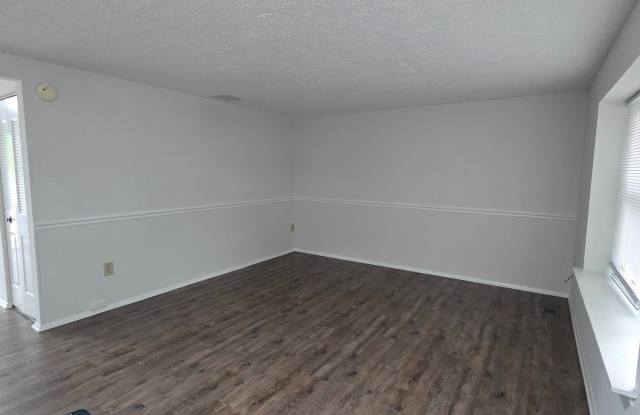 1758 SPRINGFIELD Lane Gallery 4