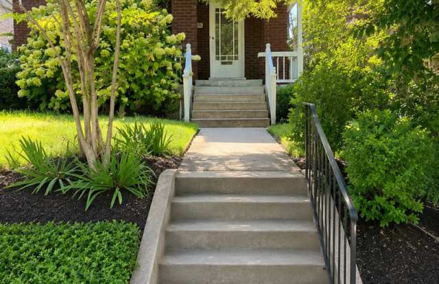 Charming Home Near UofL & Bardstown Road Gallery 1
