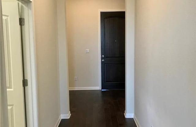 4232 Promontory Point TRL Gallery 2