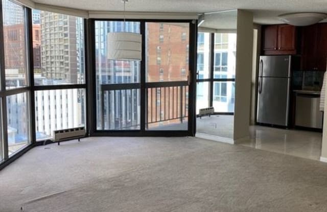 30 W Delaware Pl - 30 West Delaware Place, Chicago, IL 60610