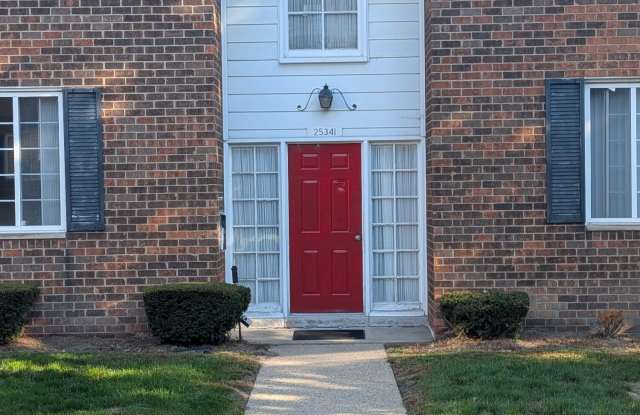 25341 Shiawassee Circle Gallery 2