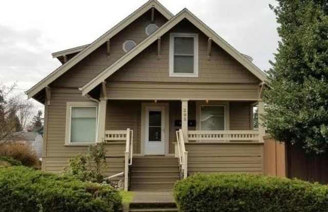 205 G Street Unit A - 205 G St SE, Auburn, WA 98002