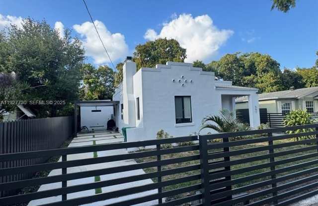 557 NW 44st photos photos 557 NW 44st photos photos