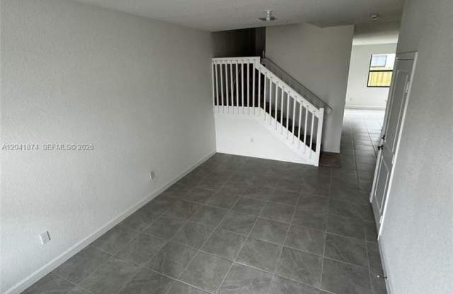 285 SW 159th Lane 0, Pembroke Pines, FL 33027 - 5063 Gallery 4