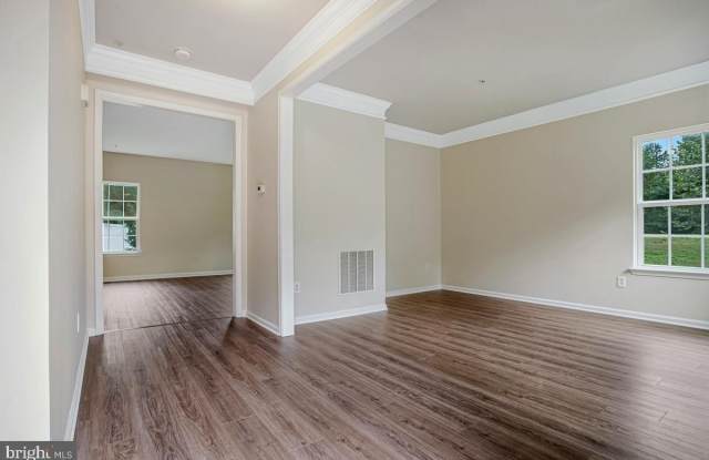 10600 KEEPSAKE Lane Gallery 4