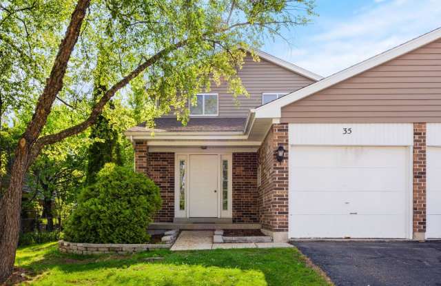 35 Terry Drive - 35 Terry Drive, Roselle, IL 60172