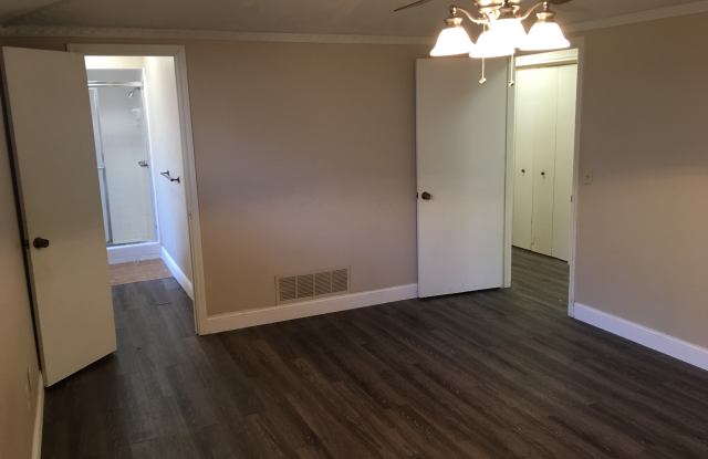 502 Cedar Elm Ln Gallery 3