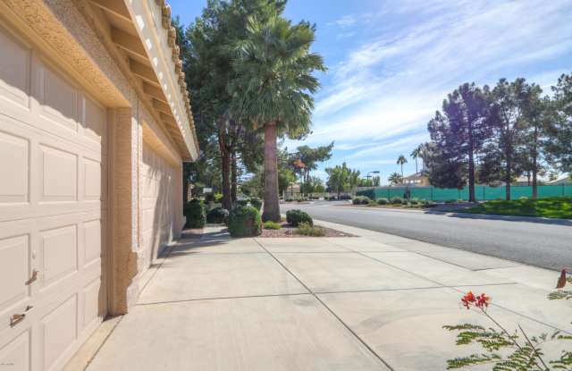 1729 W GUNSTOCK Loop Gallery 4