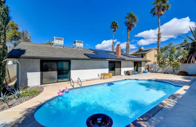 Must See 3-bedroom home! Solar! Pool! photos photos