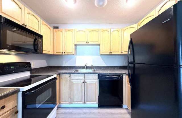 13690 Orange Sunset Drive - 102 Gallery 3