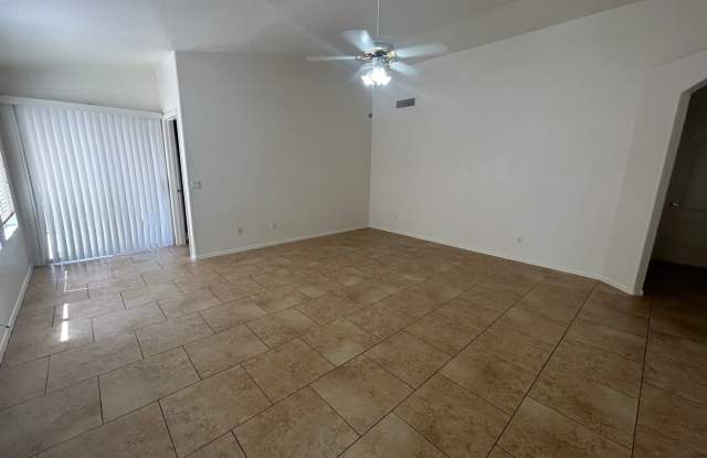 3 Bed 2 Bath Home Gallery 2