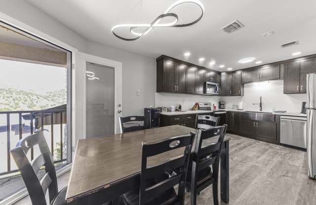 26303 U.S. 70 412 - 26303 U.S. 70, Ruidoso Downs, NM 88346