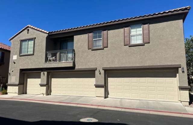 For Lease $1,950 3 Beds-2.5 Bath Townhome -2 Car Garage & Community Pool -Mesa 85209 photos photos