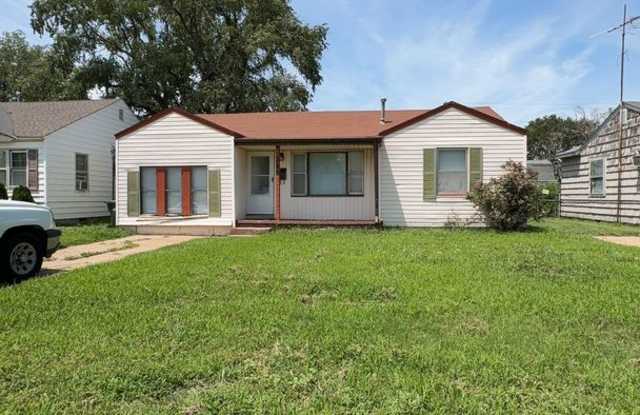 350 Cottonwood photos photos