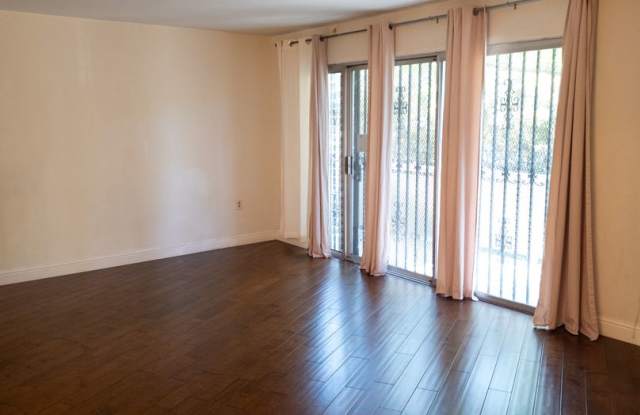 Spacious One Bedroom Condo Close to Piedmot Avenue in Oakland photos photos
