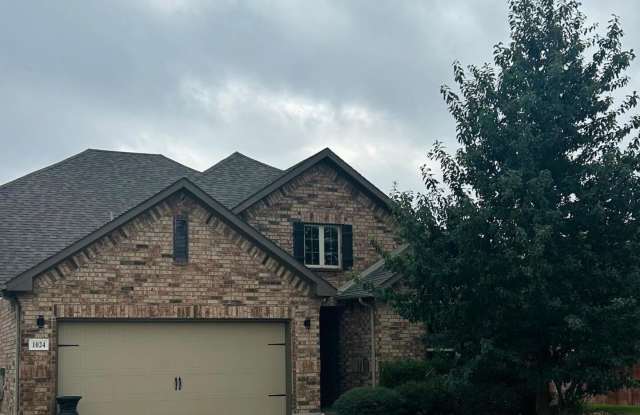 1024 Water Oak photos photos