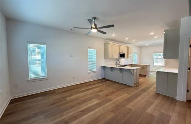 832 Dockery Lane Gallery 2