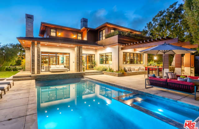 500 Alma Real Dr - 500 Alma Real Drive, Los Angeles, CA 90272