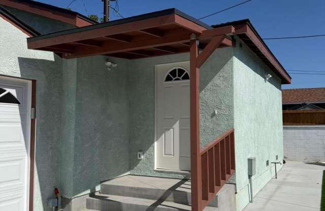 Newly Built 1 Bed / 1 Bath Stand-Alone Home in Convenient Oxnard Location photos photos Newly Built 1 Bed / 1 Bath Stand-Alone Home in Convenient Oxnard Location photos photos