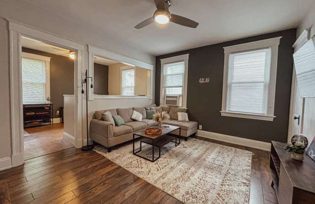 2270 Monroe Avenue - 2 Gallery 3