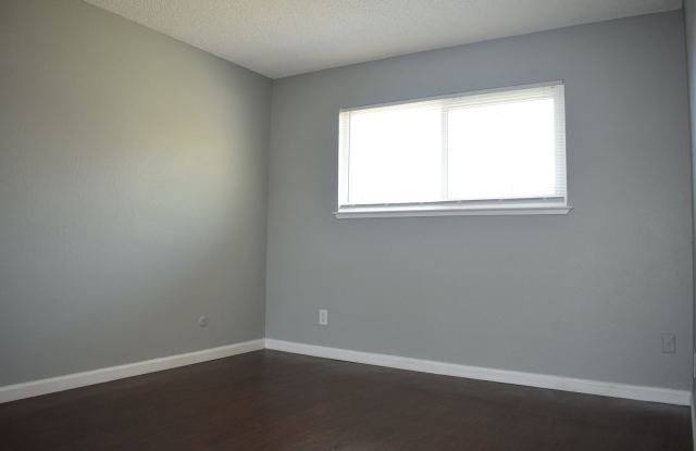 6505 Hillsdale Blvd photos photos