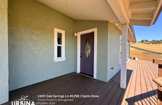 Private Hillside Home in Gated Santa Rosa Community with Scenic Views Gallery 3
