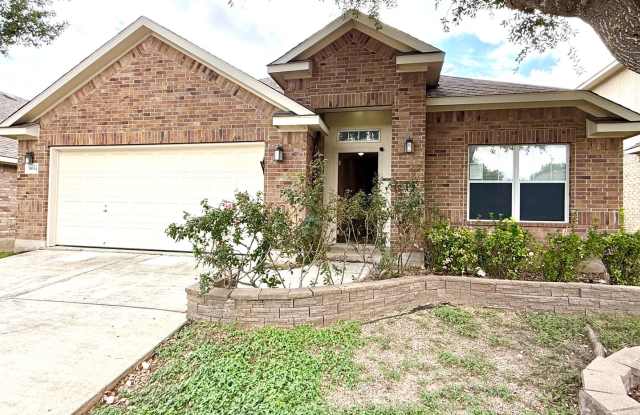 Inviting 3-Bedroom Home in the Gated Mirabella at Legacy Trails Community! Gallery 1