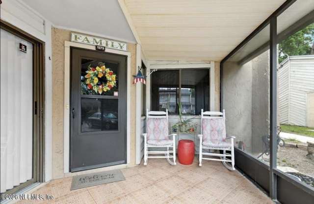 3801 CROWN POINT Road Gallery 2