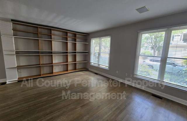 79 Hammock Place Gallery 3