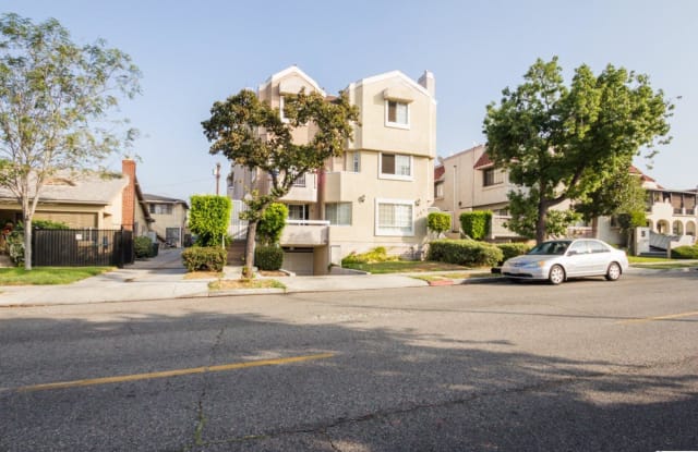 449 W Lexington Drive - 449 E Lexington Dr, Glendale, CA 91203