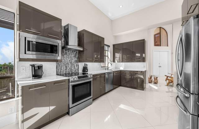 5312 Steeple Chase Gallery 2