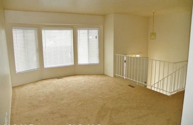 5659 S 3370 W Gallery 2