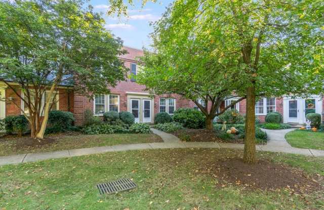 2700 16TH STREET S - 2700 16th Street South, Arlington, VA 22204
