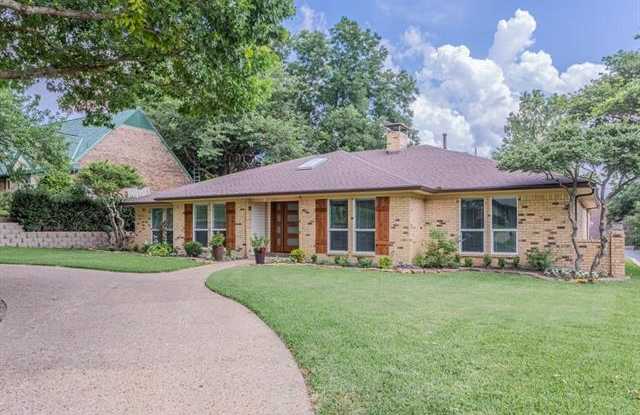 209 Summit Ridge Drive Gallery 2