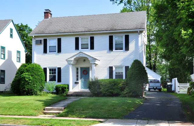 36 Meadowbrook Road Gallery 2
