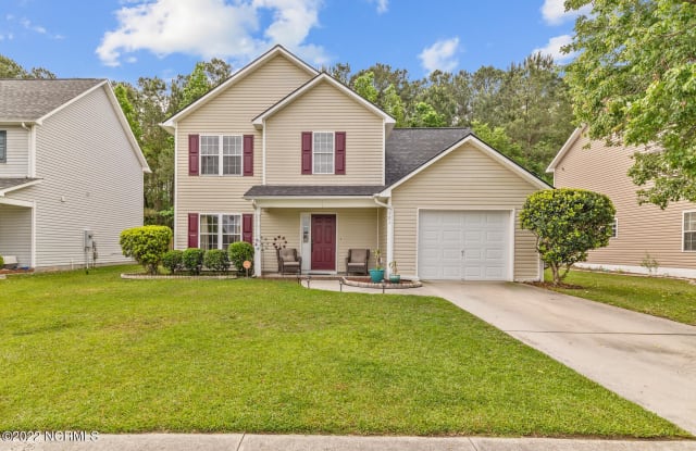 301 Providence Drive - 301 Providence Drive, Jacksonville, NC 28546