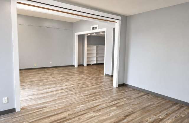 75 E Oak St Gallery 4