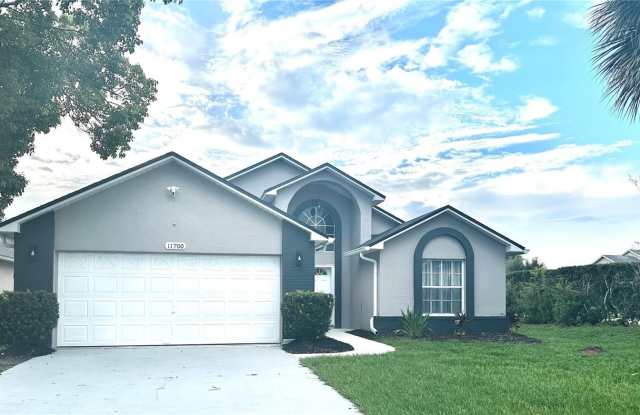 11700 CRANBOURNE DRIVE - 11700 Cranbourne Drive, Southchase, FL 32837