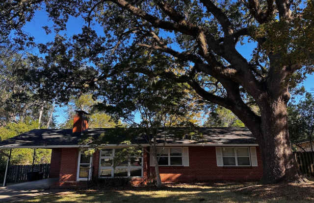 2113 Hagan Drive- 3/1.5 Single Family Home - 2113 Hagan Drive, Tallahassee, FL 32303