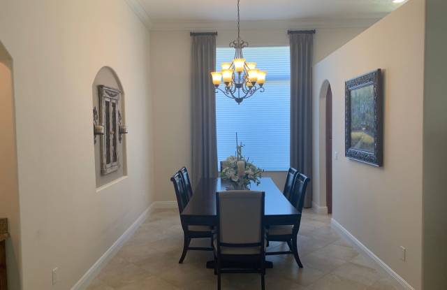 2670 Conifer Drive Gallery 3