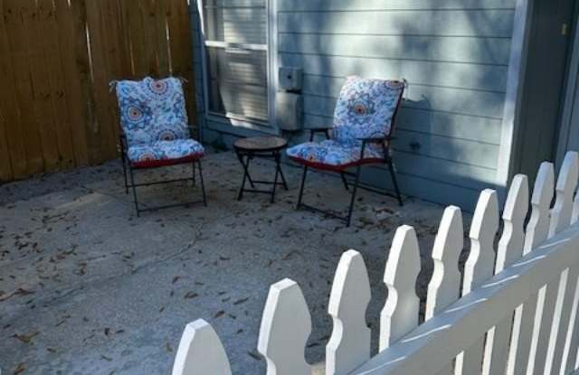 40 Phlox Drive Gallery 3