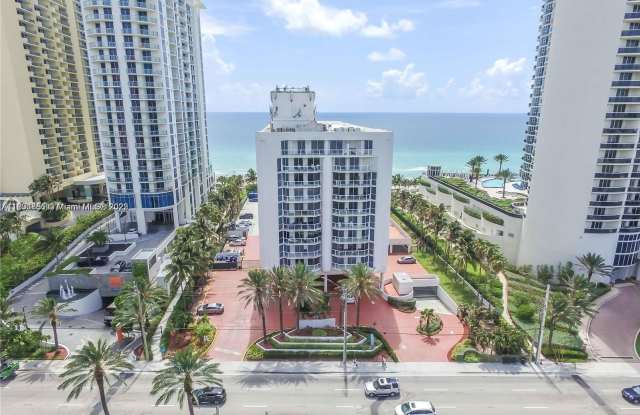 17275 Collins Ave photos photos