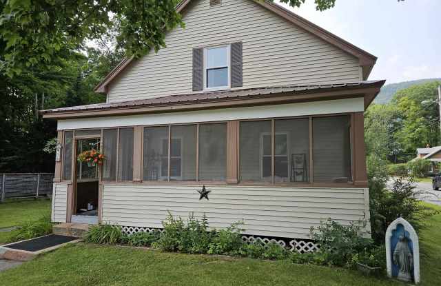 56 Pollard Road - 56 Pollard Road, Lincoln, NH 03251
