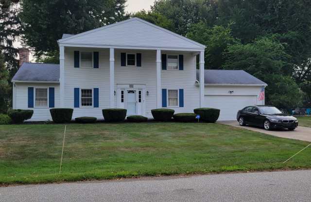 802 Wedgewood Drive photos photos