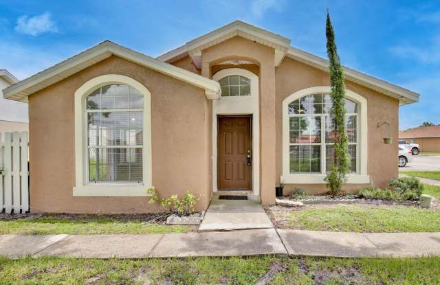 Charming 3/2 Spacious Home Located in the Desirable Harbor Town Community - Kissimmee! photos photos