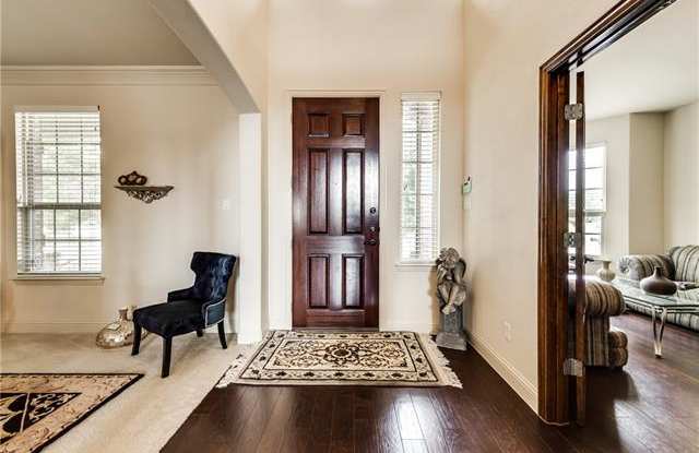 7120 Carmona Gallery 3