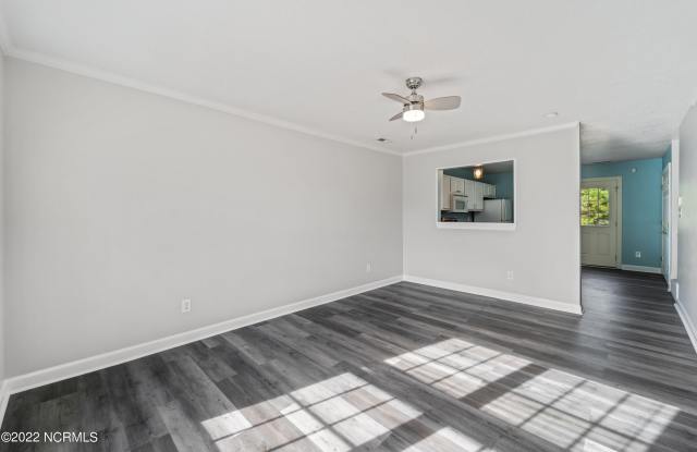 702 Springwood Drive Gallery 2