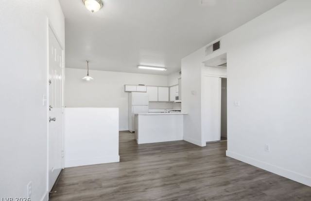 5751 Hacienda Avenue Gallery 4